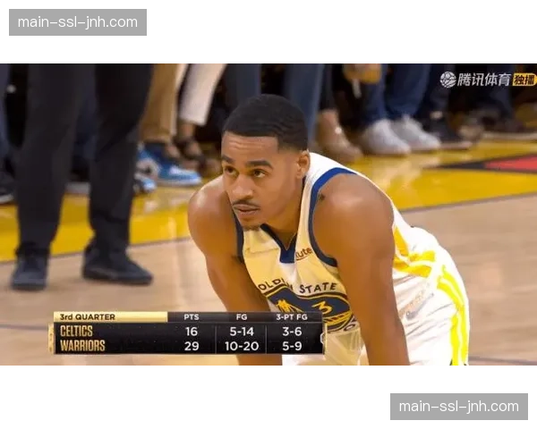 评论:意大利末节崩盘再负苏格兰,年轻防线经验不足问题凸显 评论:意大利末节崩盘再负苏格兰,年轻防线经验不足问题凸显